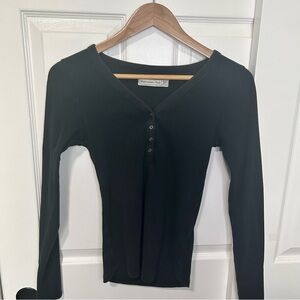 Abercrombie & Fitch Black Buttoned Long Sleeve Top Size XS